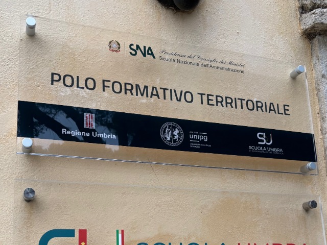 Targa plexiglas con distanziali